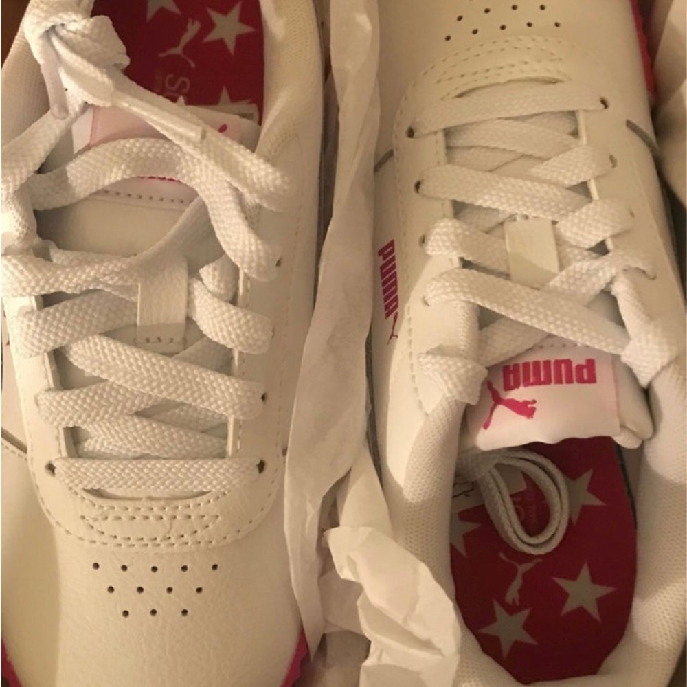 Pumas - Picture 3 of 3